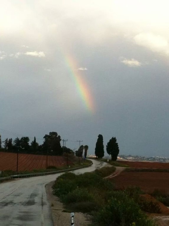 קשת בענן מעל ניר אליהו