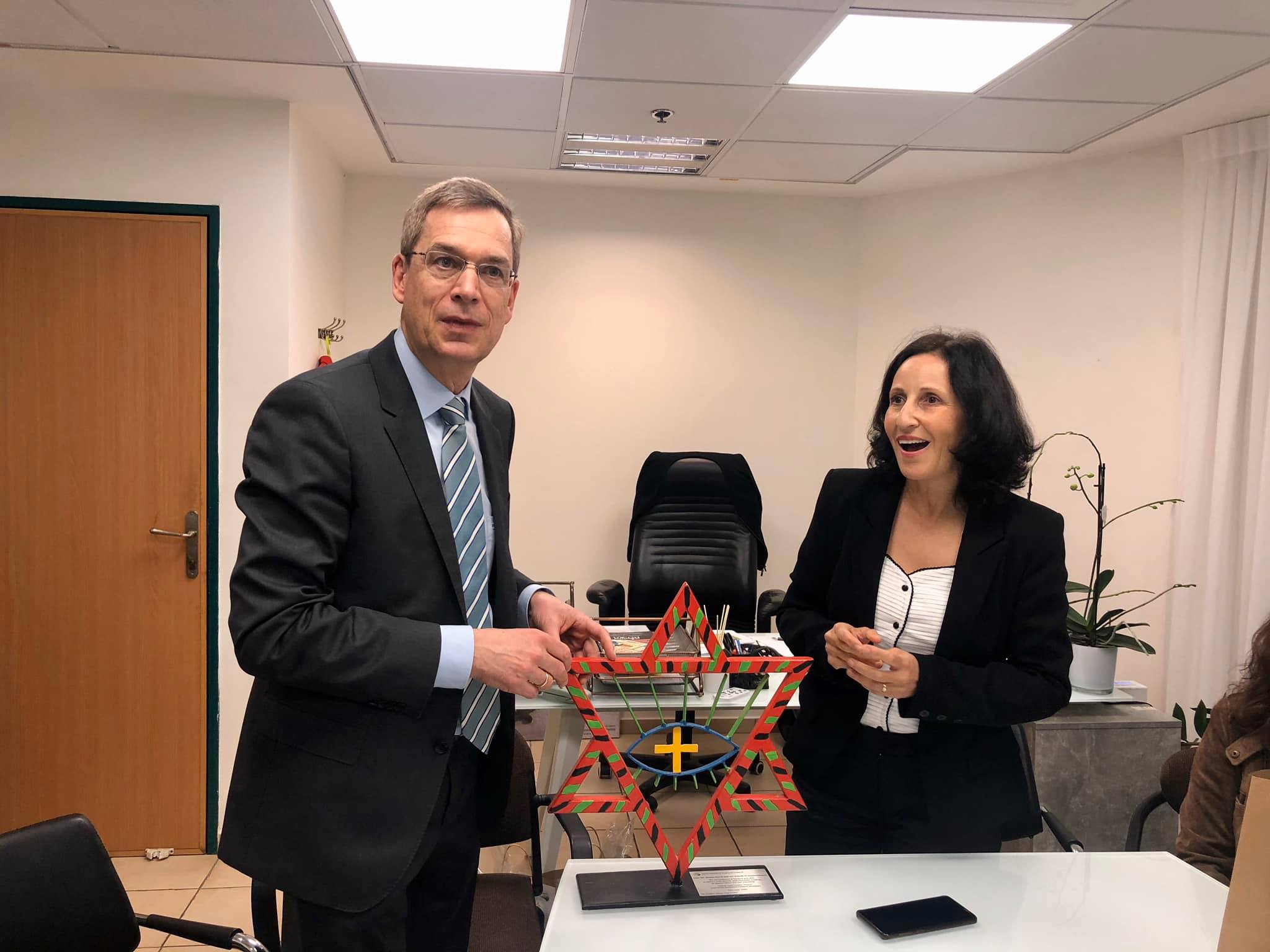 אושרת גני גונן והאנו הארט