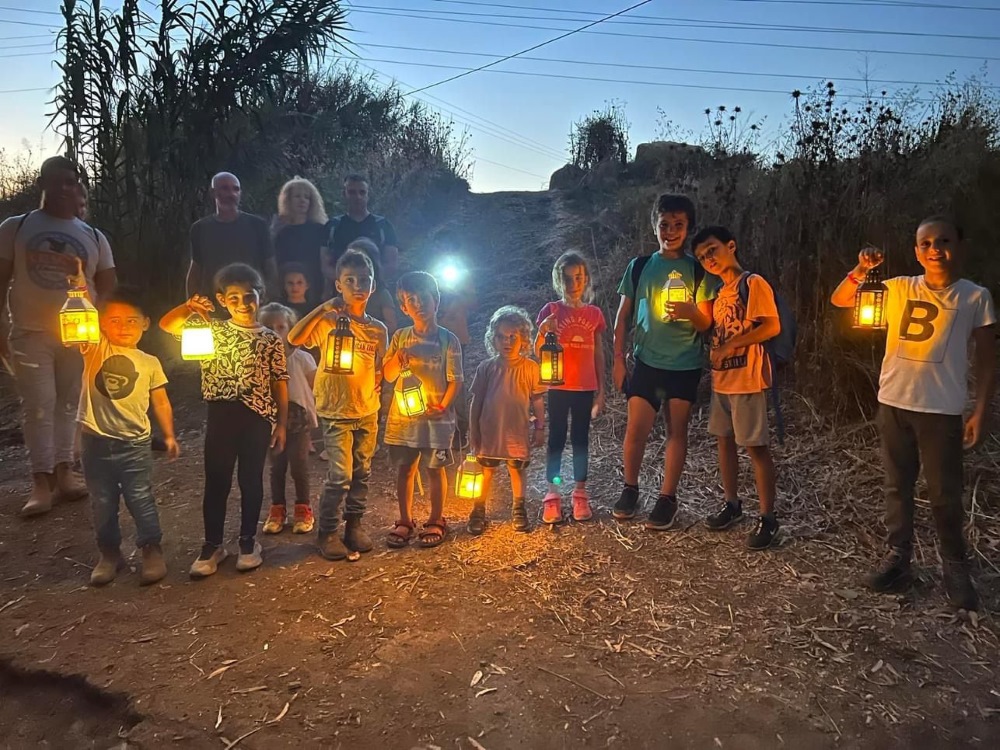 תושבי דרום השרון בטיול לילי לאור עששיות