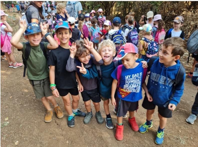 תלמידי דרום השרון צועדים במסגרת אירוע יום ההליכה העולמי