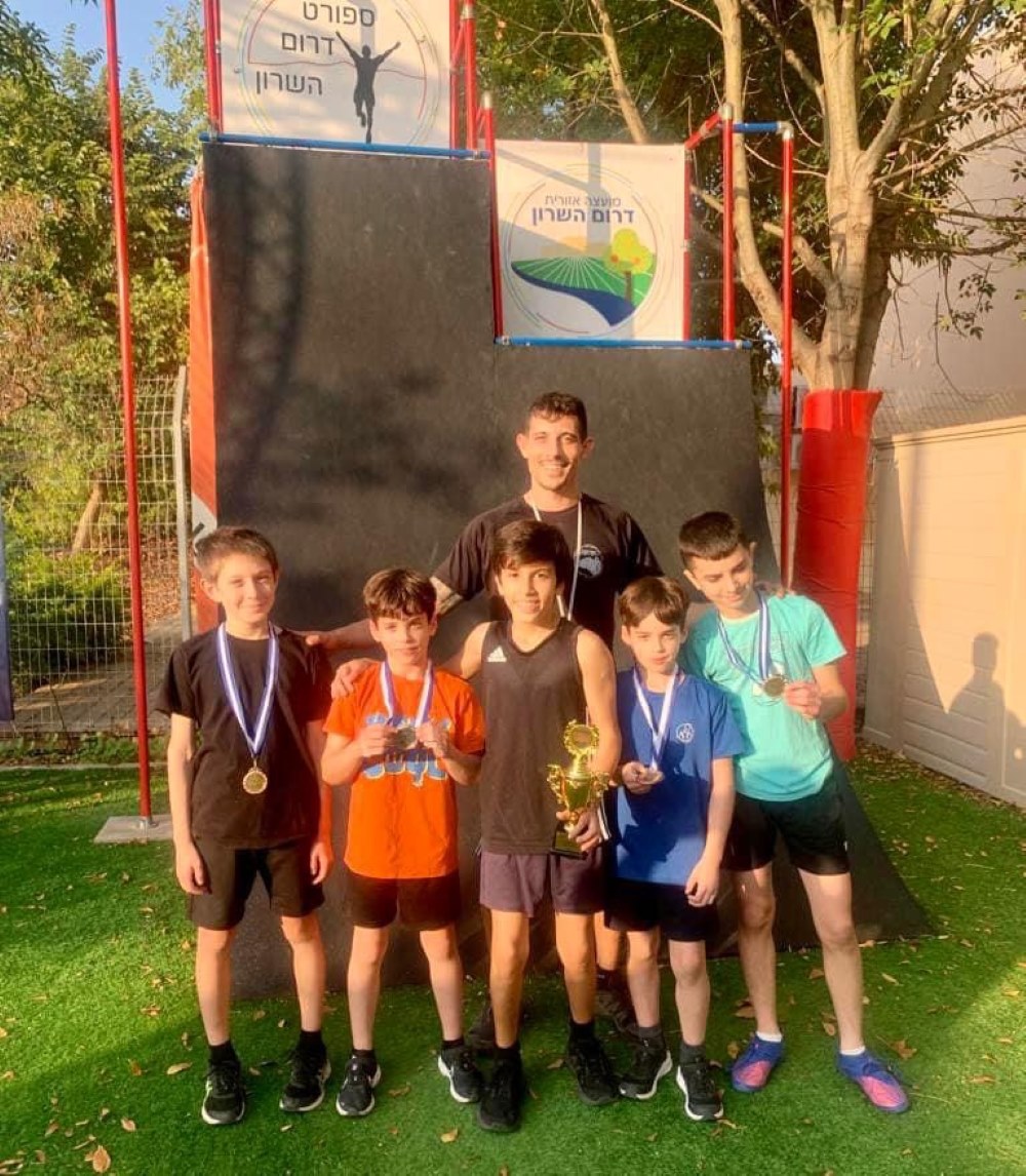 הילדים הזוכים באליפות הנינגה של דרום השרון
