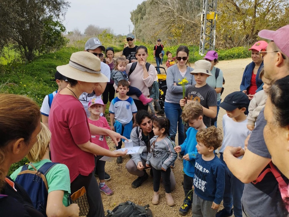 טיול משפחות בנחל הדס בדרום השרון
