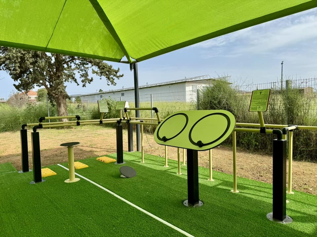 תמונות מתחם הכושר לותיקות וותיקי המועצה במרכז היום לחבר הוותיק בנוה ימין