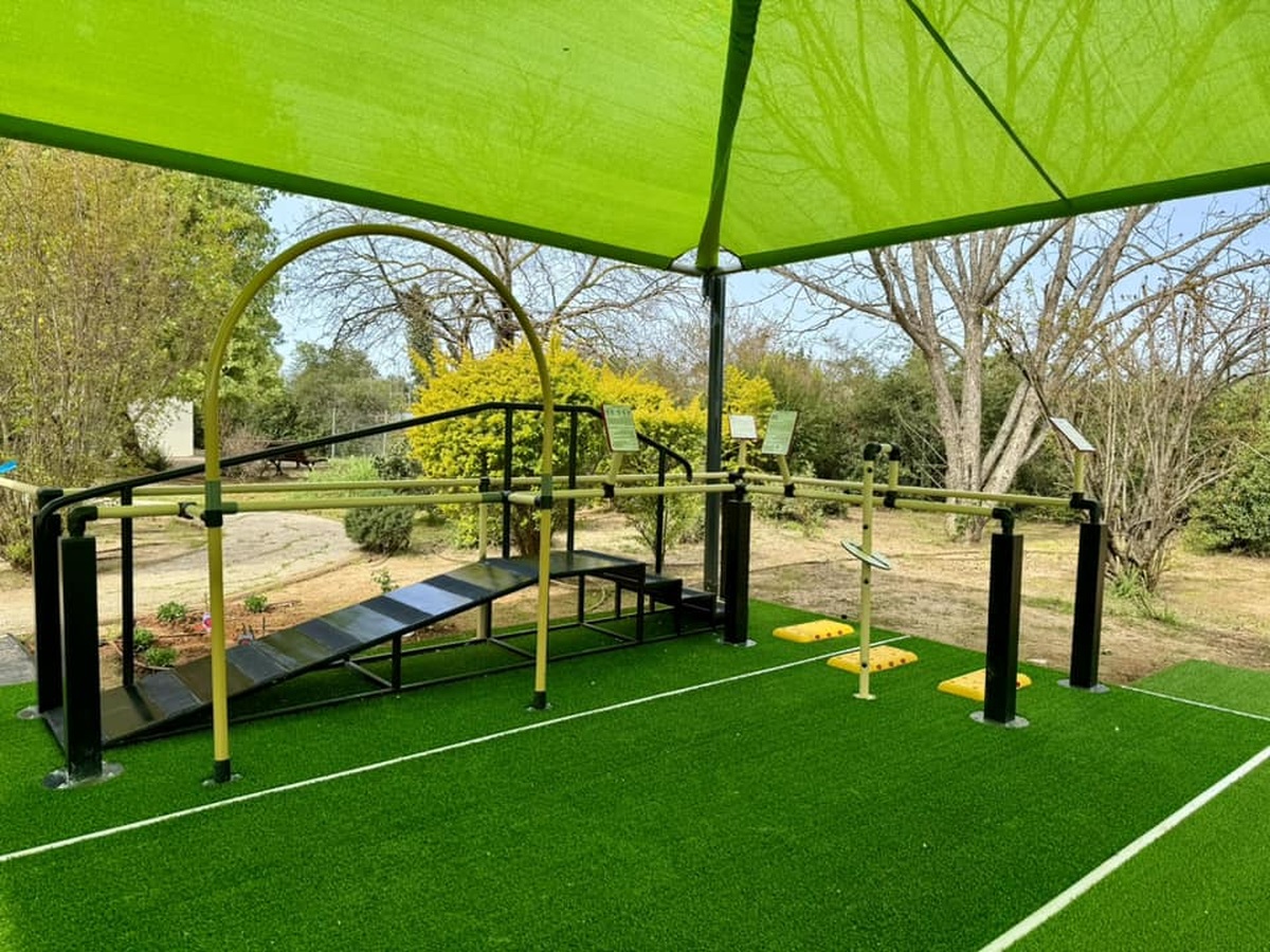 תמונות מתחם הכושר לותיקות וותיקי המועצה במרכז היום לחבר הוותיק בנוה ימין