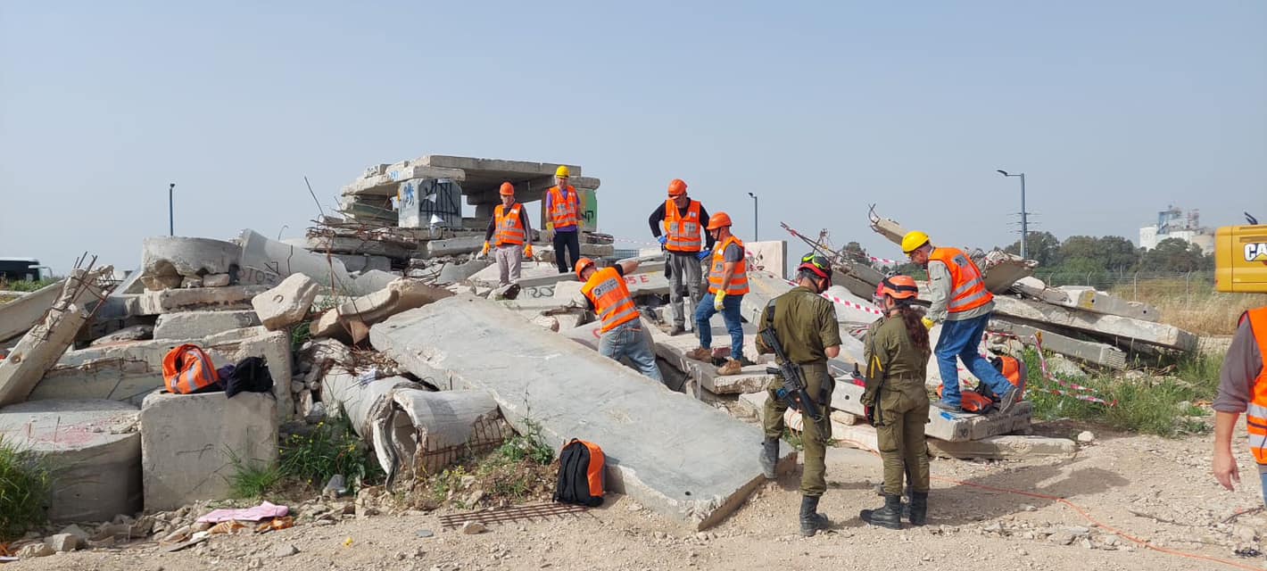 תמונות מקורס מחלץ 02 של פיקוד העורף