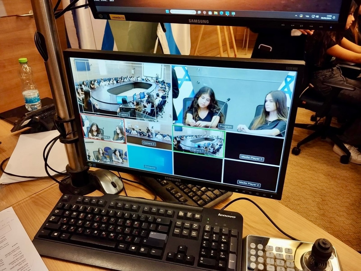 ​​​​​​​תמונות מביקור תלמידי חטיבת הנעורים בכנסת ישראל