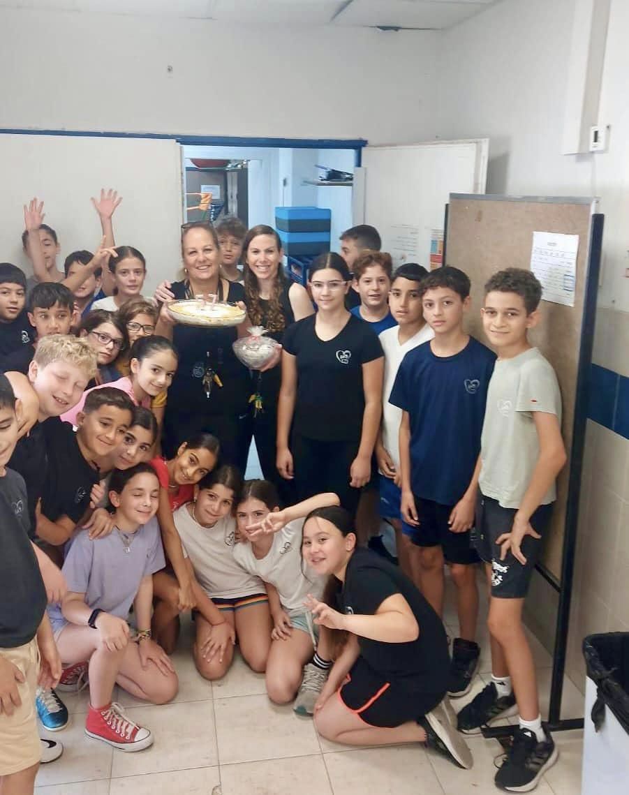 תמונות של ישראלה ביומה האחרון בבית חינוך מתן