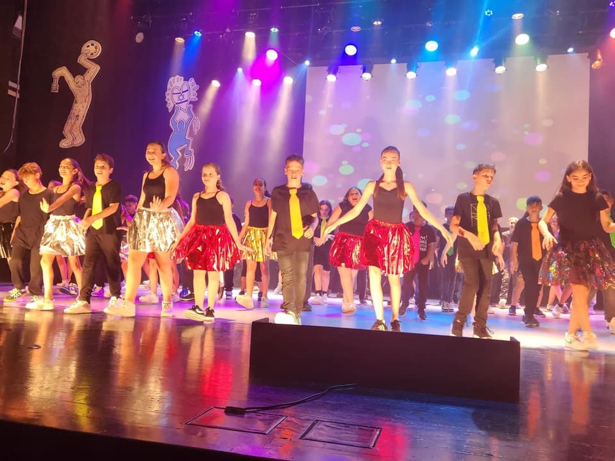 תמונות תלמידי ותלמידות בתי הספר היסודיים