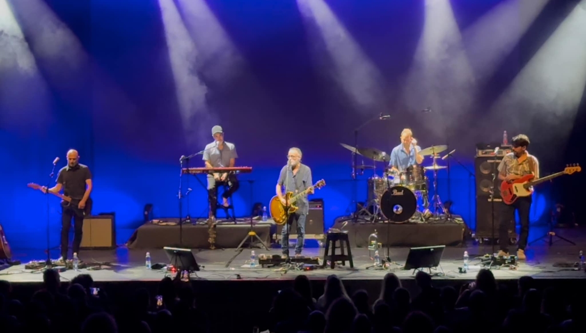 תמונות מהופעתו של אהוד בנאי בדרום השרון