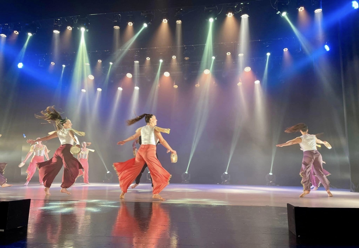 תמונות ממופע דרכנו לזכרה של עדן אלון לוי זכרונה לברכה