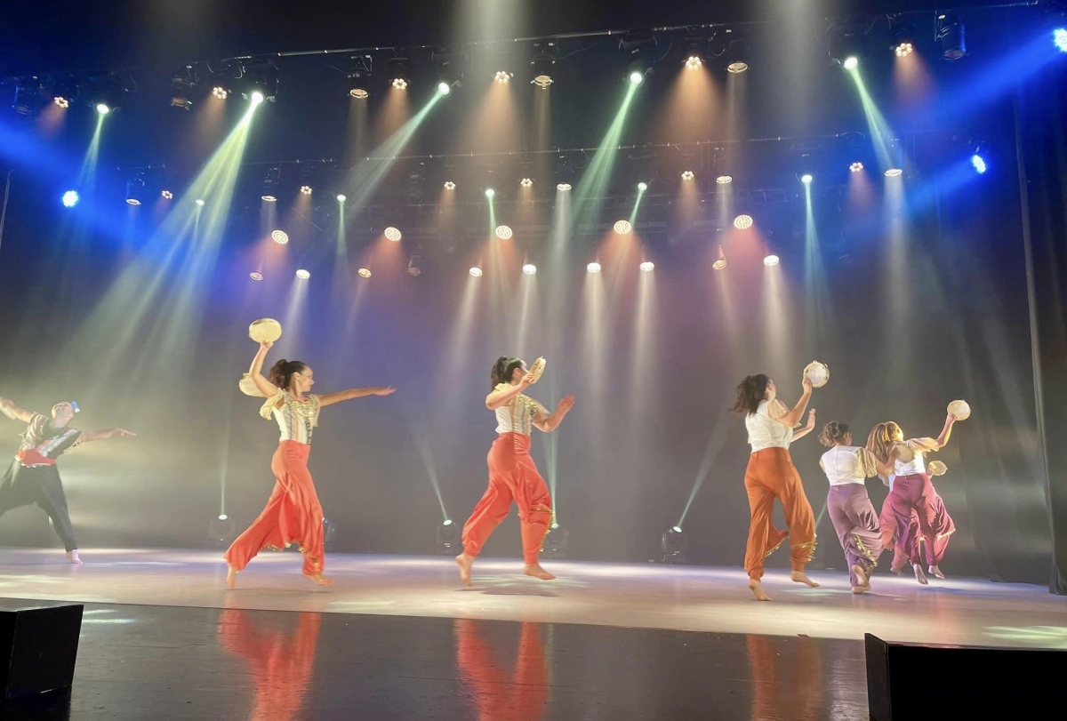 תמונות ממופע דרכנו לזכרה של עדן אלון לוי זכרונה לברכה