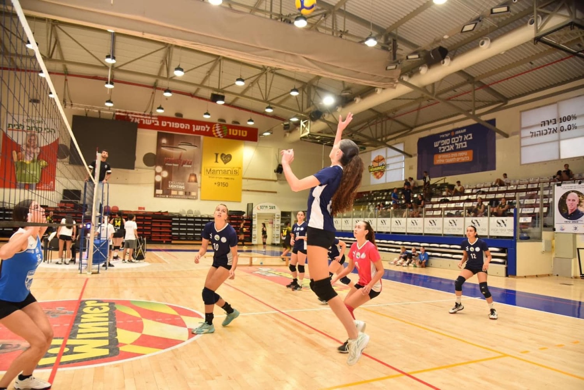 תמונות של נבחרת נערות דרום השרון בכדורעף