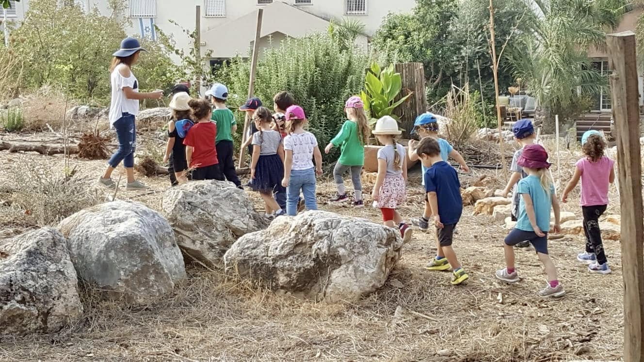נטיעות טו בשבט בדרום השרון