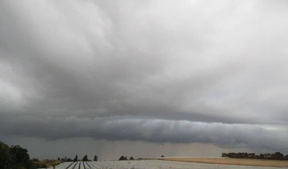 חזית עננים בשדות המועצה