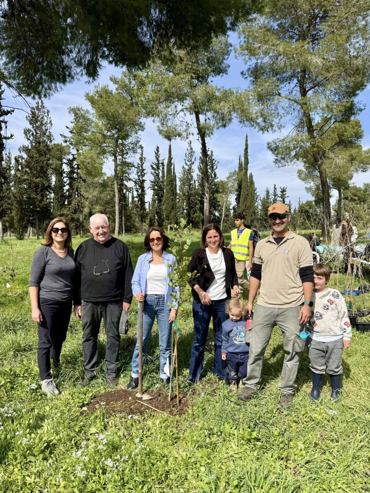 תמונות מאירוע נטיעות משותף דרום השרון - כוכב יאיר צור יגאל