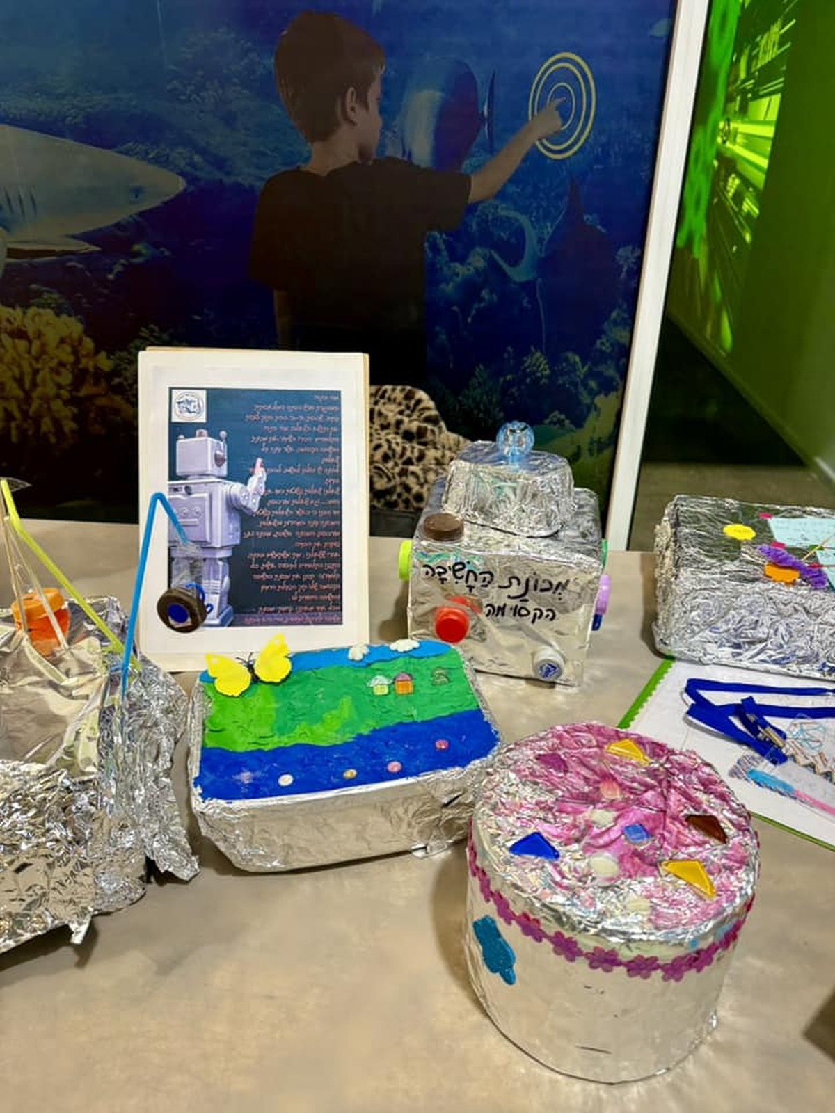 תמונות מיריד בינה מלאכותית (AI) לצוותי החינוך של המועצה