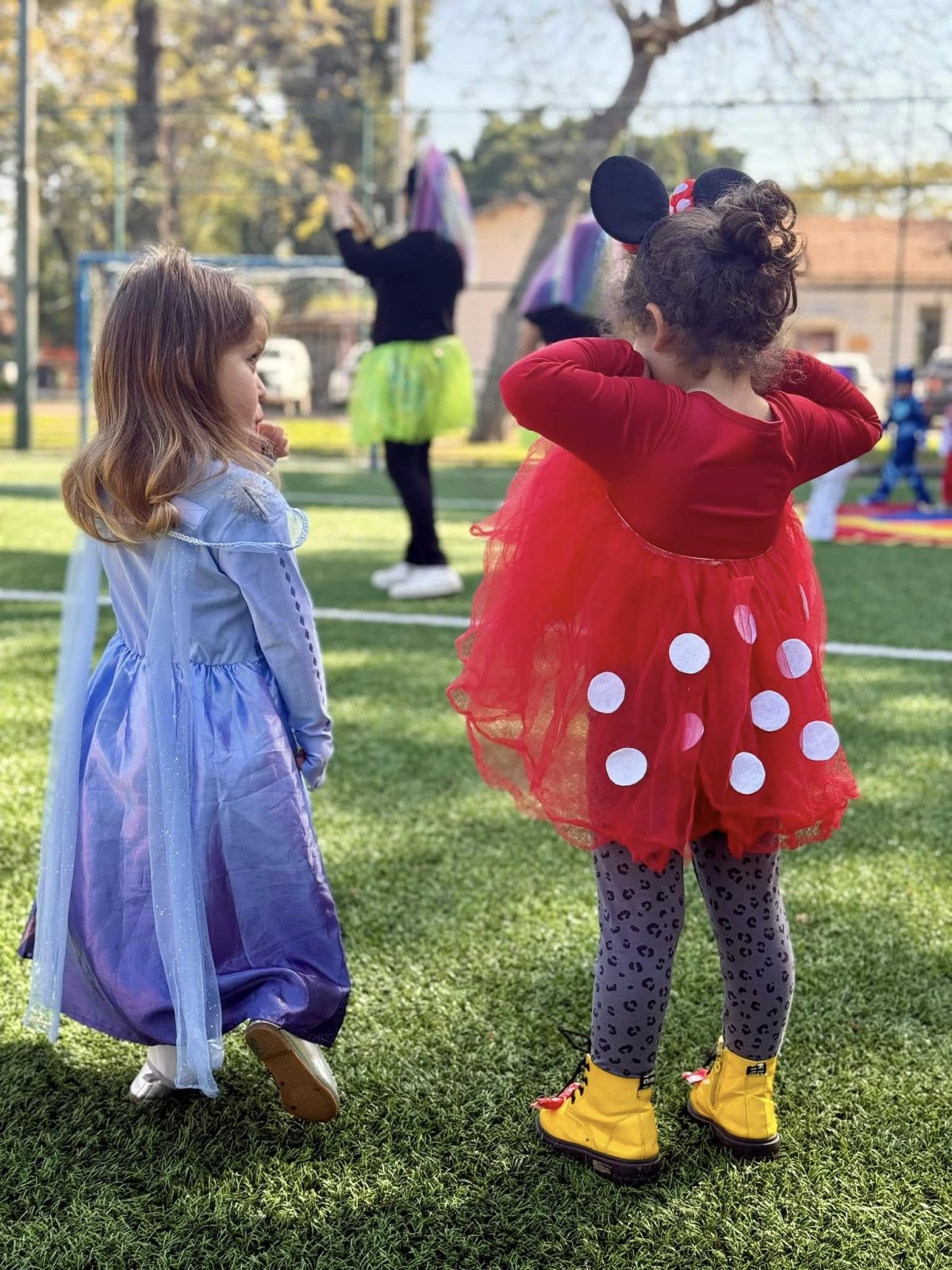 תמונות מחגיגות פורים היום בבתי הספר וגני הילדים שלנו