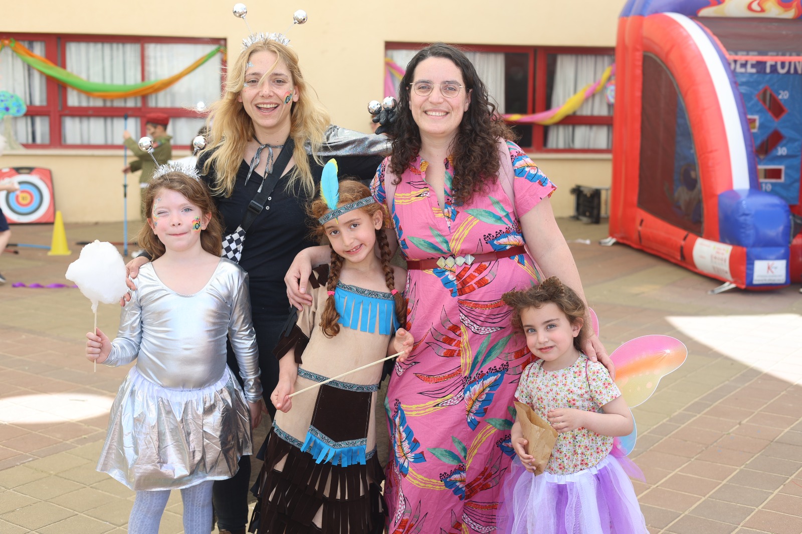 תמונות מחגגית פורים