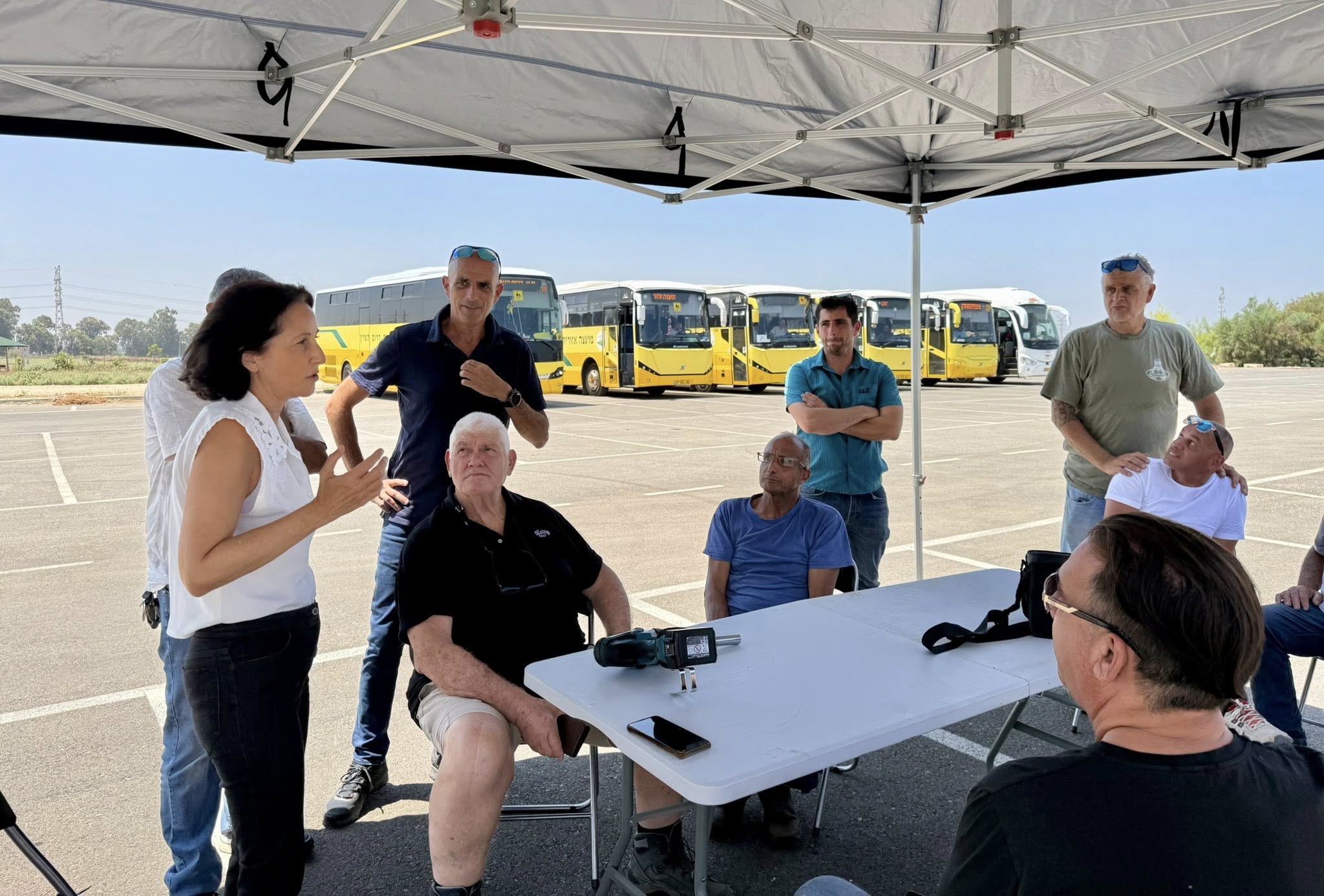 תמונות מהקפצת תרגול לתרחיש של נפילת טיל ביישוב