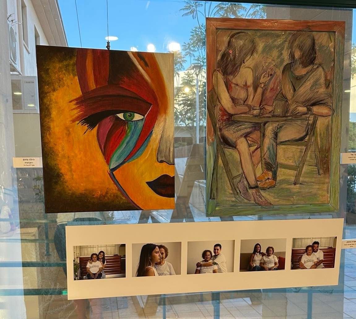 תמונות מהתערוכה במתחם המועצה