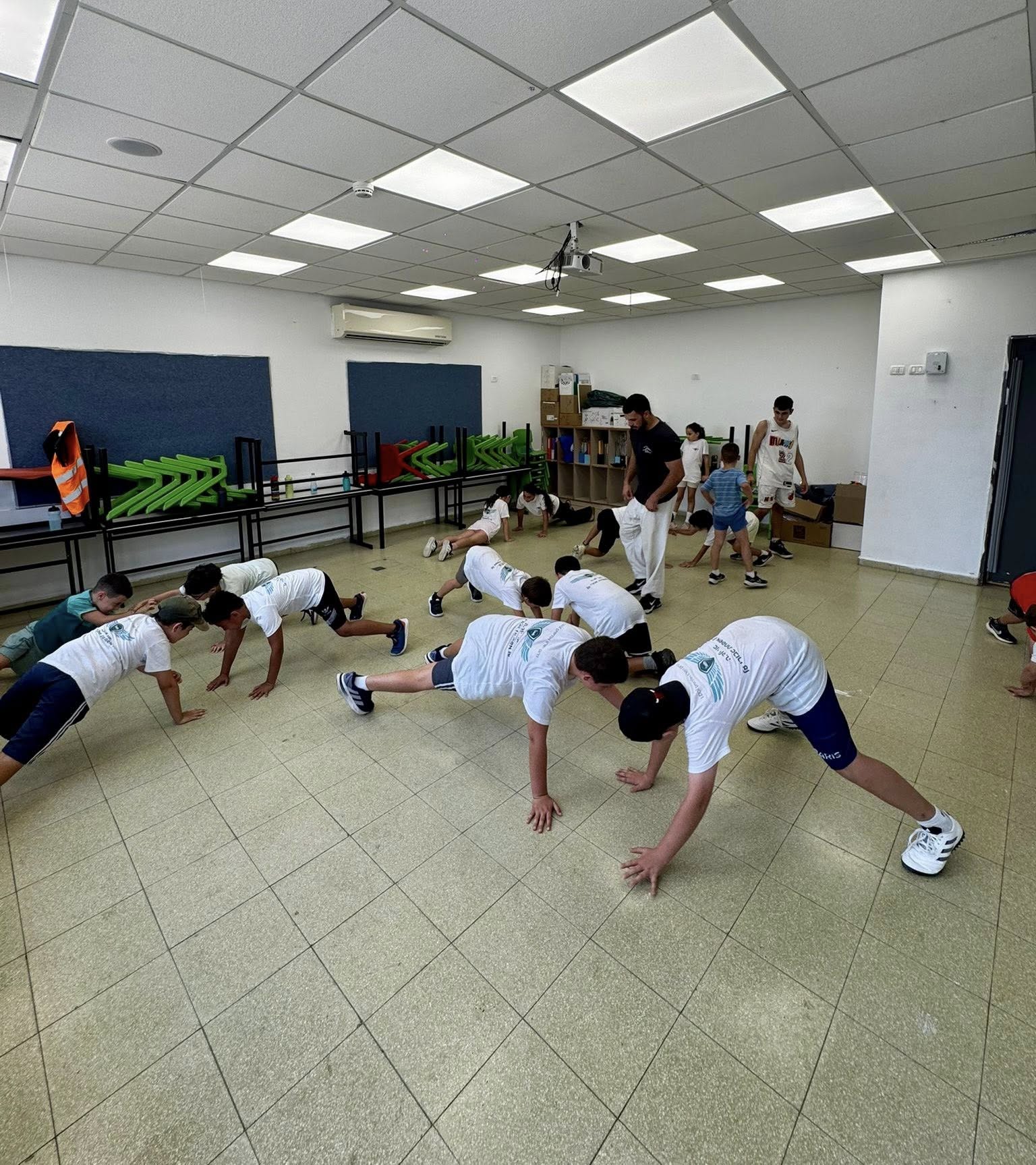 תמונות מפעילויות לילדי המילואימניקים