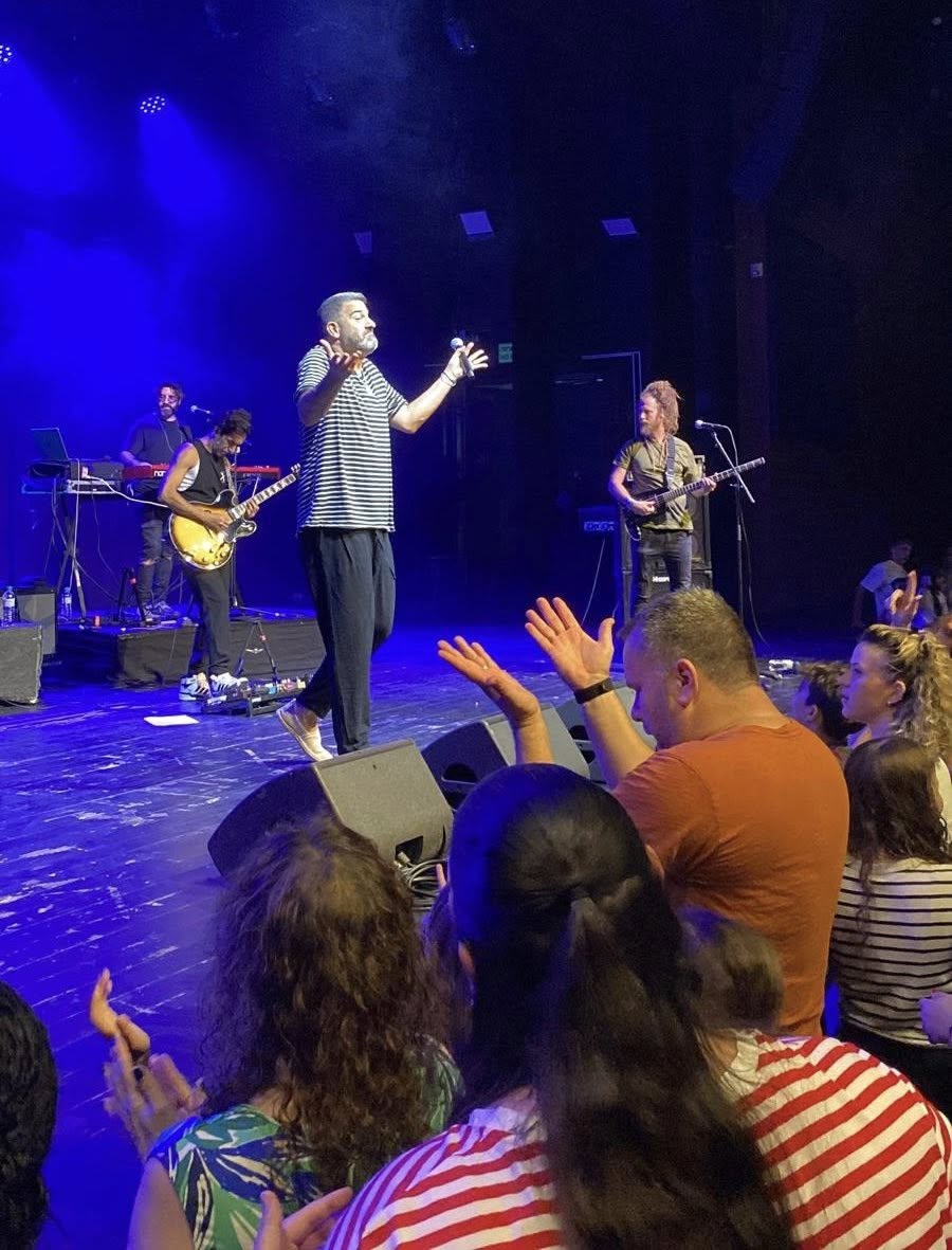 תמונות מהופעה של התקווה 6 בדרום השרון