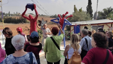 ביקור רכזי תיירות מכל הארץ בדרום השרון (2).jpg